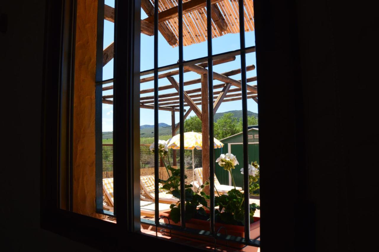 Cortijo Petra Bed & Breakfast Villanueva del Rosario Dış mekan fotoğraf